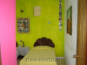Casa Manfred room3 bed.jpg