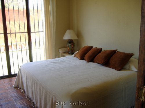 Casa Sandi masterbedroom.JPG