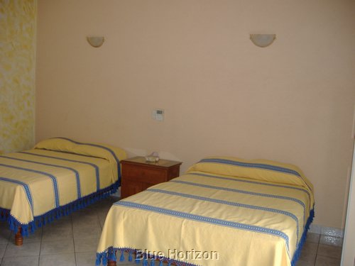 Viktoria room2beds.jpg