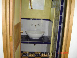 Casa Manfred casita bathroom.jpg