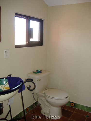 Casa Sani 0.5 bathroom.JPG