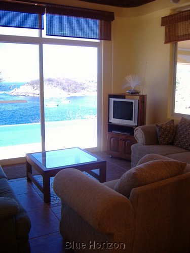 Casa Sheila living.jpg