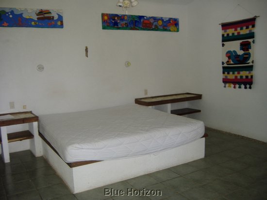 Risas del sol casita bedroom 2.JPG
