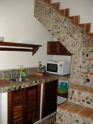 _Casa Tim apartment1 kitchen.JPG