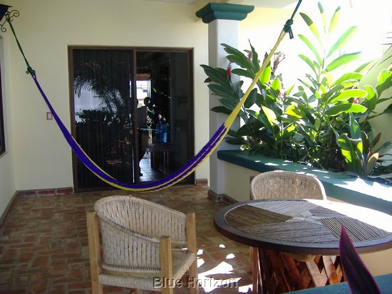 _Casa Tim apartment1 living.JPG