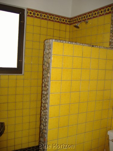 Casa Tim Bungalow bathroom.JPG