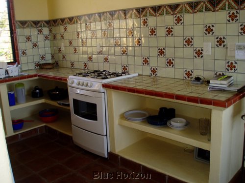 no 2 kitchen.JPG