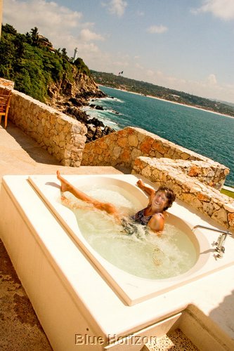 1 Hottub.jpg