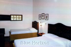 Hotel Hacienda Revolucion bedroom.jpg