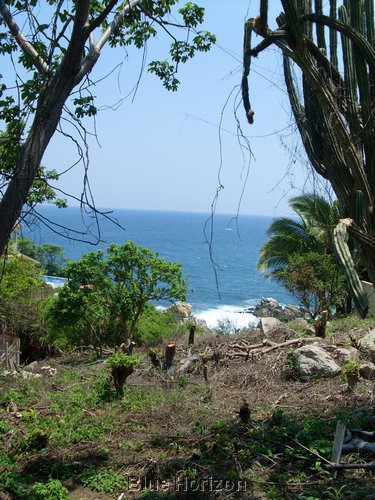 Manzanillo ocean2.JPG