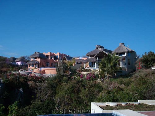 Manzanillo ocean3.JPG