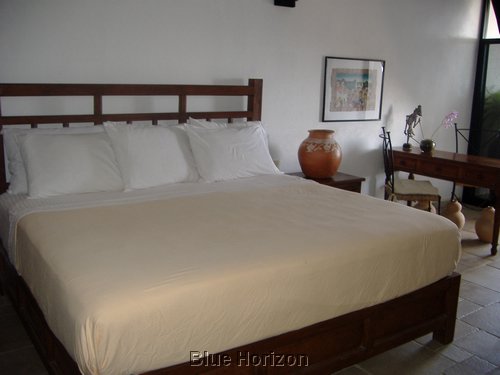 Julie's condo 010.jpg